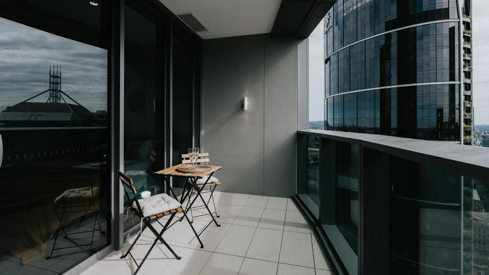 בריסביין Queen'S Wharf Residences - Nooon Stay 0*,  אוסטרליה